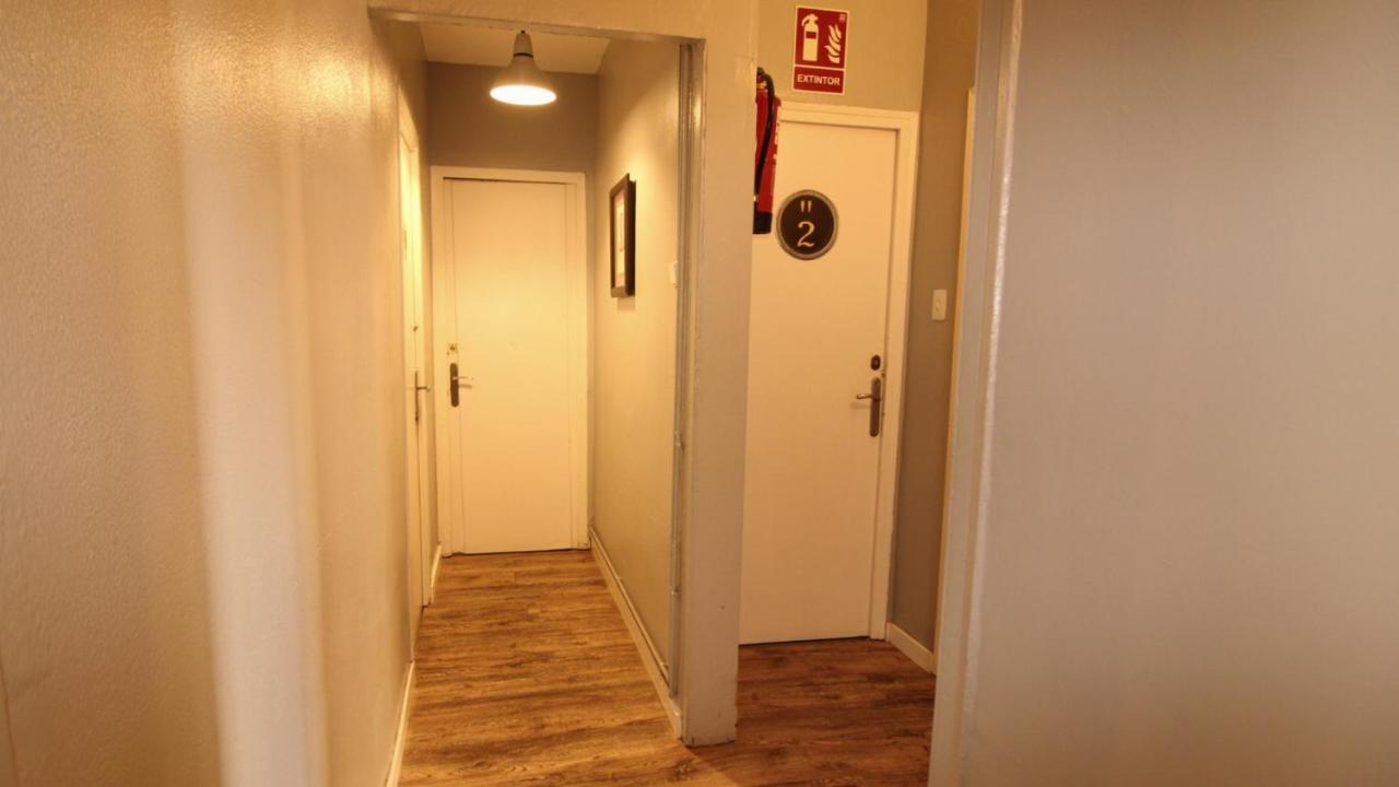 Paraiso Hostel Barcelona Buitenkant foto