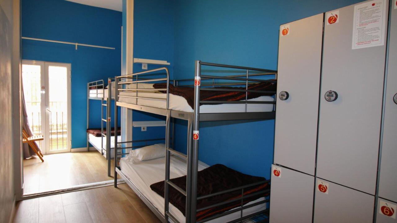 Paraiso Hostel Barcelona Buitenkant foto