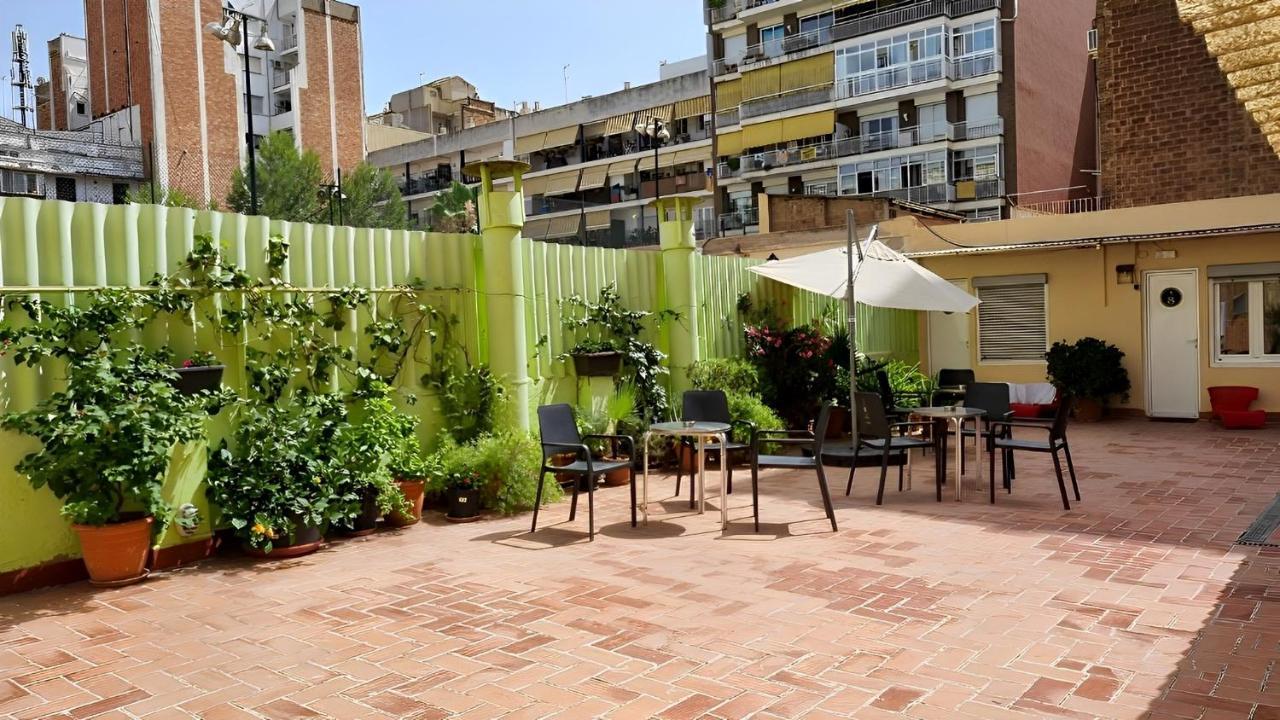 Paraiso Hostel Barcelona Buitenkant foto