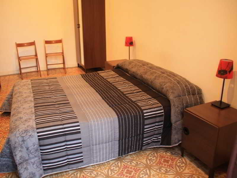 Paraiso Hostel Barcelona Buitenkant foto